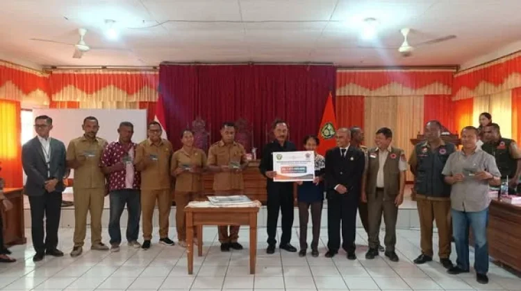 DTH Tahap II Mulai Disalurkan, 521 KK Pengungsi Mandiri di Flotim Terima Bantuan