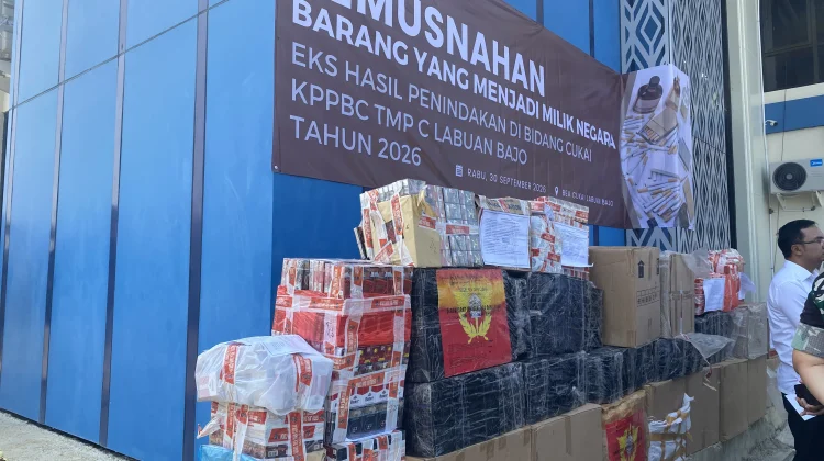 Dinkes Manggarai Barat Ingatkan Warga Waspadai Klaim Rokok Herbal