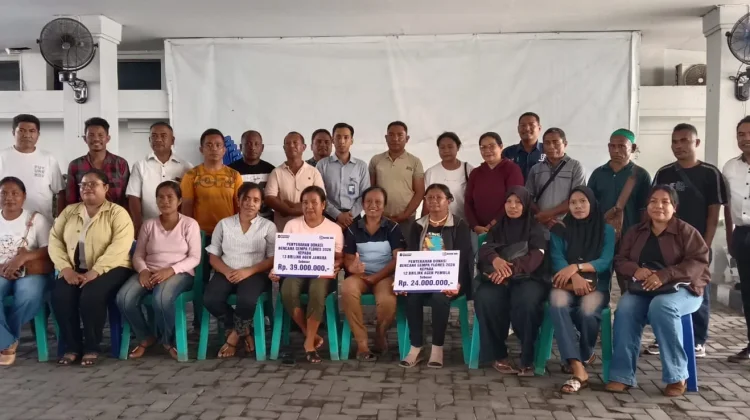 BRI Ende Salurkan Bantuan Modal untuk BRILink Agen Terdampak Gempa