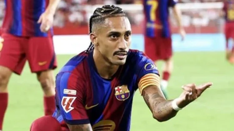 Raphinha Perpanjang Kontrak Barcelona hingga 2030