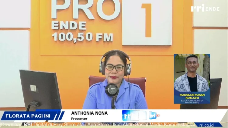 PGRI Flores Timur Salurkan Donasi Guru Terdampak Gempa Flores
