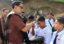 Polda NTT Bantu Sekolah Terdampak Cuaca Ekstrem