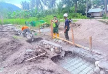 Babinsa Aewora Tinjau Pembangunan Koperasi  Desa Merah Putih