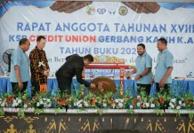 RAT CU Gerbang Kasih, Wabub Ende Tekankan Transparansi dan Integritas