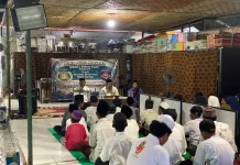 Ramadhan, Polres Ende dan Ershi Community Berbagi di Pesantren