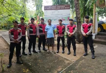 Sat Samapta Polres Flores Timur Amankan Aktivitas Pagi di Kota Larantuka