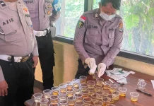 138 Personel Polres Manggarai Barat Jalani Tes Urine