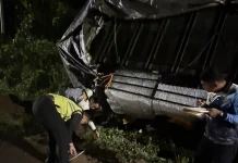 Olah TKP, Polisi Ungkap Kronologi Pelajar Asal Ngada Tewas Terjepit Truk Fuso