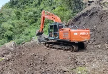 Eskavator Tiba di Lokasi Longsor, Warga Lepkes Minta Pembersihan Total