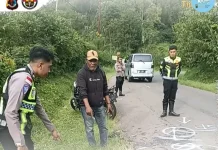 Sat Lantas Ngada Olah TKP Kecelakaan Maut Trans Flores