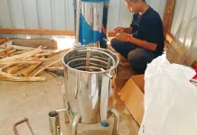 Sekolah Lapangan Penyulingan Cengkeh Dorong KPB Ponggeok Tembus Pasar Nasional