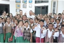 Pelajar SD di Sikka Ikuti Wisata Literasi