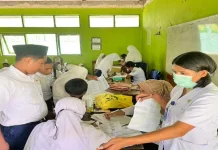 Sinergi Madrasah dan Puskesmas Perkuat Program UKS di MTsN 1 Ende
