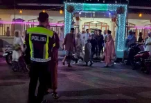 Polres Sikka Patroli Amankan Tarawih Selama Ramadan