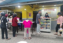 Berkah Ramadan, Jualan Takjil Raup Keutungan Belasan Juta