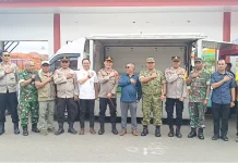 Bazar Ramadan TNI Polri Hadirkan Sembako Murah di Manggarai