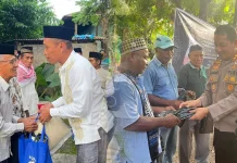 Ratusan Warga Kedang Terima Sembako Ramadan