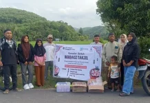 MTsN Manggarai Timur Bagikan 400 Paket Takjil, Tanamkan Semangat Berbagi di Ramada