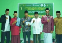 Kemenag Sikka Salurkan Bantuan Pembangunan Musholla Al Furqan di Nangahure Lemba