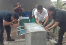 AHP Resmikan Sumur Bor Air Bersih Sikka