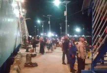 KM Lambelu Sandar di Larantuka, Aparat Kawal Arus Balik Pemudik