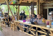 Kapolri Pantau Arus Balik Lebaran dari Sikka