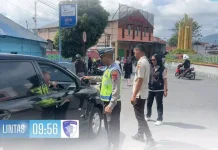 Satlantas Polres Ngada Gelar Operasi Gabungan Tertibkan Pajak Kendaraan