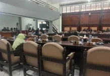 Demokrat Kritik LKPJ Sikka, Soroti Layanan Publik