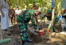 TNI AD Bangun Jembatan Gantung Perintis di Sikka