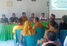 Kawal Transparansi Anggaran, Babinsa Koramil Reok Hadiri Penetapan APBDes Salama