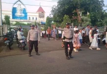 Pengamanan Ketat Iringi Misa Kamis Putih di Sikka