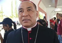 Uskup Ruteng Apresiasi Antusiasme Umat Ikuti Tablo Jalan Salib di Natas Labar
