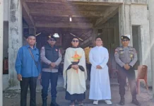 Polres Manggarai Amankan Misa Paskah di Kenda, Ibadah Berlangsung Khidmat