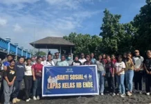 Lapas Ende Bersih-Bersih Pantai Bita Peringati HBP Ke-62