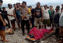 Polsek Satarmese Evakuasi Jasad Pria yang Tenggelam di Pantai Ndosor