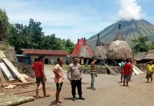 Bhabinkamtibmas Desa Naruwolo Intensifkan Patroli dan Sambang