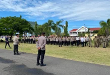 Polres Ende Siaga Amankan Aksi Demo Penolakan Penggusuran Lapak di Ndao