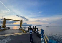 KMP Inerie II Sandar, Uji Ramp Door di Pelabuhan Lewoleba Gagal