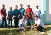 Kemenag Manggarai Barat Gaungkan Ekoteologi, Hijaukan Lingkungan Kantor