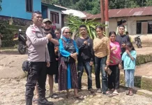 Polisi Adonara Barat Perkuat Kamtibmas lewat Patroli Dialogis