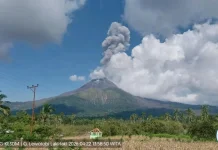 Erupsi Lewotobi Laki-laki Semburkan Abu 1,2 Km, Warga Diminta Jauhi Radius 4 Km