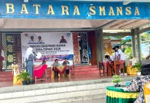 Adu Logika Pelajar Bahas Program MBG dalam Lomba Debat Bahasa Inggris