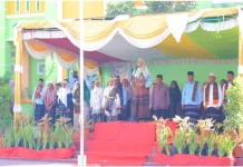 Hardiknas 2026 di MIN 1 Ende, Upacara Adat Sarat Pesan Pendidikan