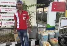 Polisi Sidak Antrean Jerigen BBM di SPBU Kampung Tengah Labuan Bajo