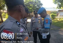 Polsek Riung Gelar Pemeriksaan HP Anggota, Cegah Judi Online