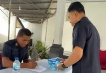 Komitmen Zero Narkoba, Petugas dan WBP Lapas Ende Jalani Tes Urine Bersama