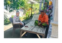 Bhabinkamtibmas Kezewea Sambang Aparat Desa, Ajak Jaga Kamtibmas