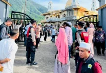 Polres Flotim Amankan Keberangkatan Jemaah Haji 2026