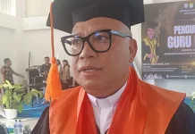 Uskup Labuan Bajo Persembahkan Gelar Profesor bagi Pelindung Keuskupan