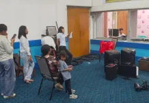 RRI Ende dan Teater Sandal Jepit Uniflor Produksi Mini Drama Keindonesiaan